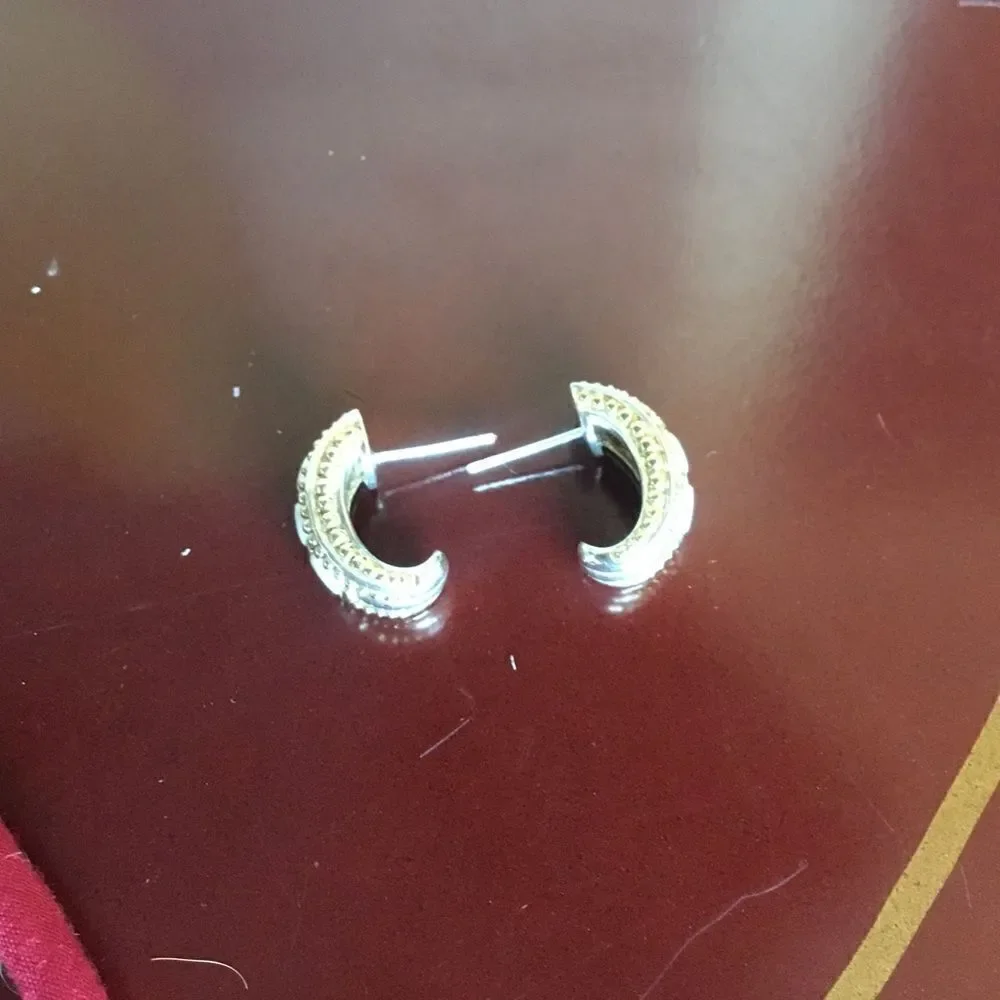 N/A beautiful stone